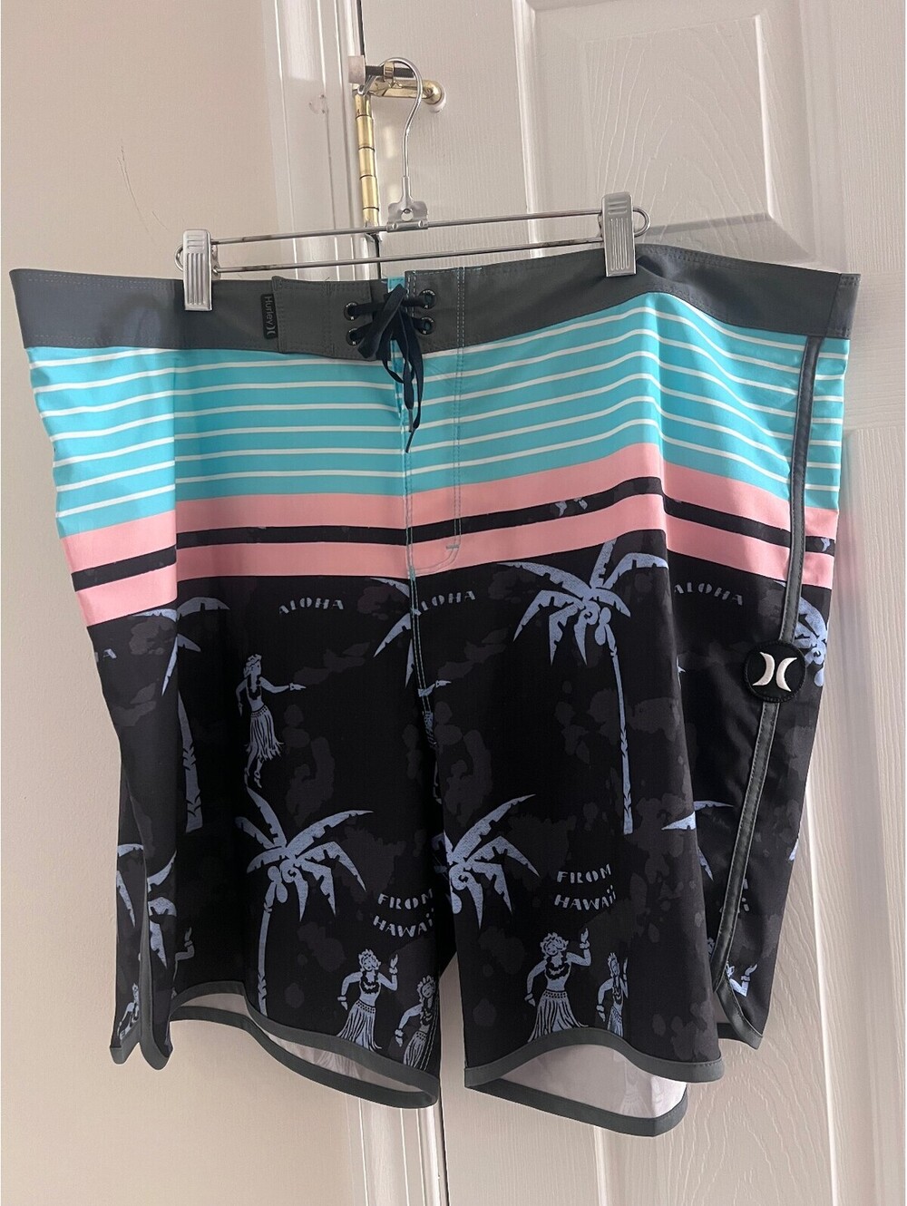 Hurley Men's Size 40 Board Shorts with Tropical Print